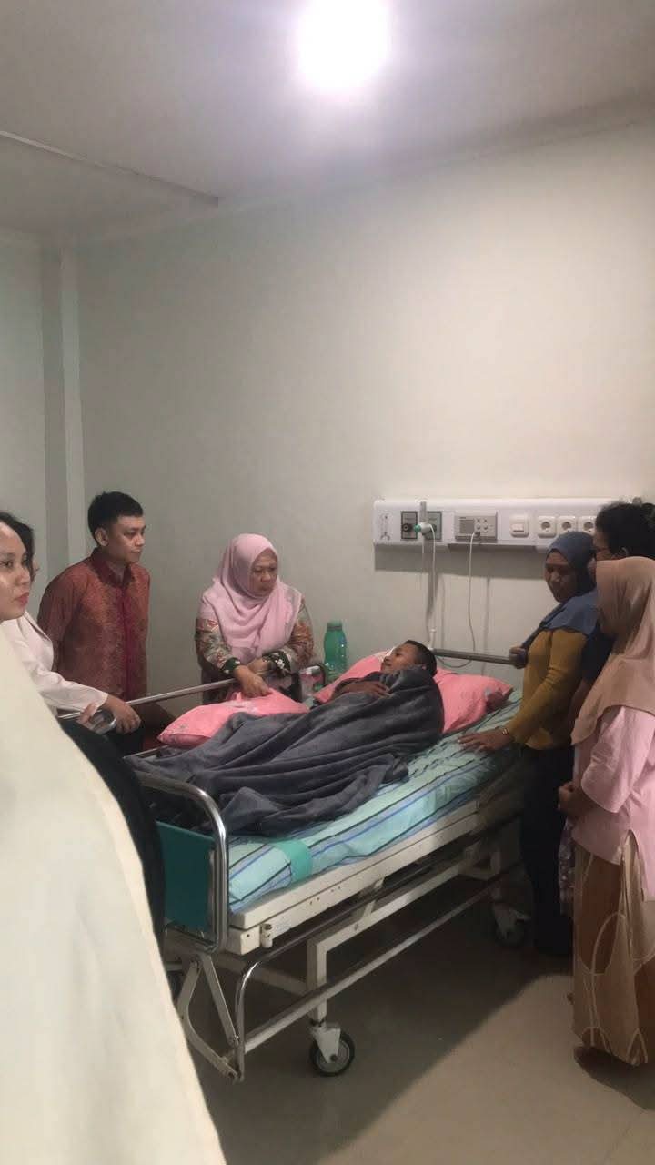Pemprov Sulteng Tanggung Biaya Pengobatan Pasien Tertembak Senapan Angin Asal Morut di RSUD Dr. Wahidin Sudirohusodo Makassar
