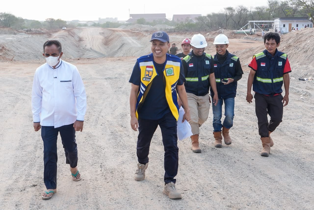 FORNAS IX 2027,Gubernur Anwar Hafid Tinjau Pembangunan Hutan Kota: Disiapkan Jadi Pusat Olahraga dan Rekreasi