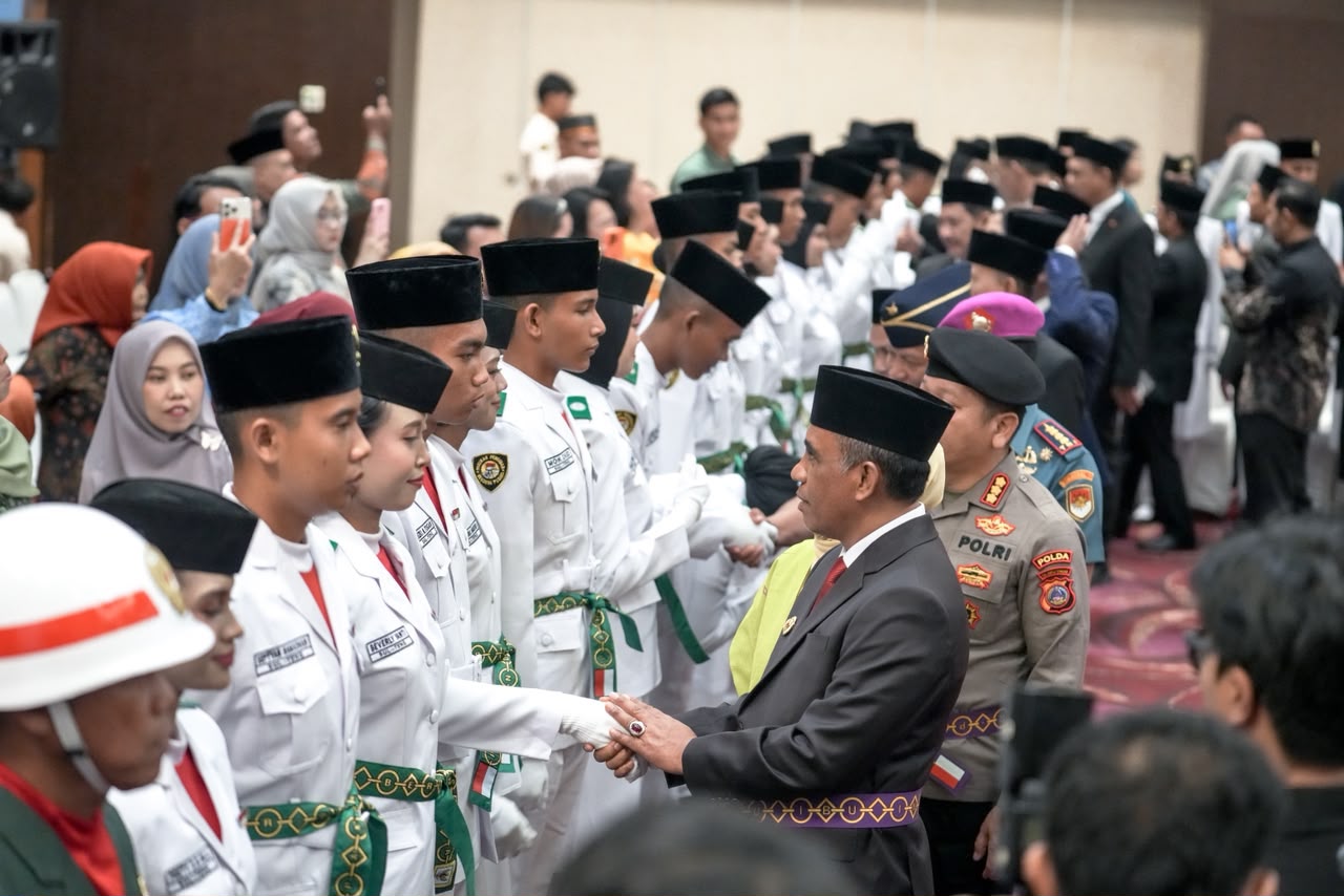 Kukuhkan 69 Paskibraka Sulteng,Gubernur Anwar Hafid Tegaskan “Jaga Integritas,Buktikan pada 17 Agustus"