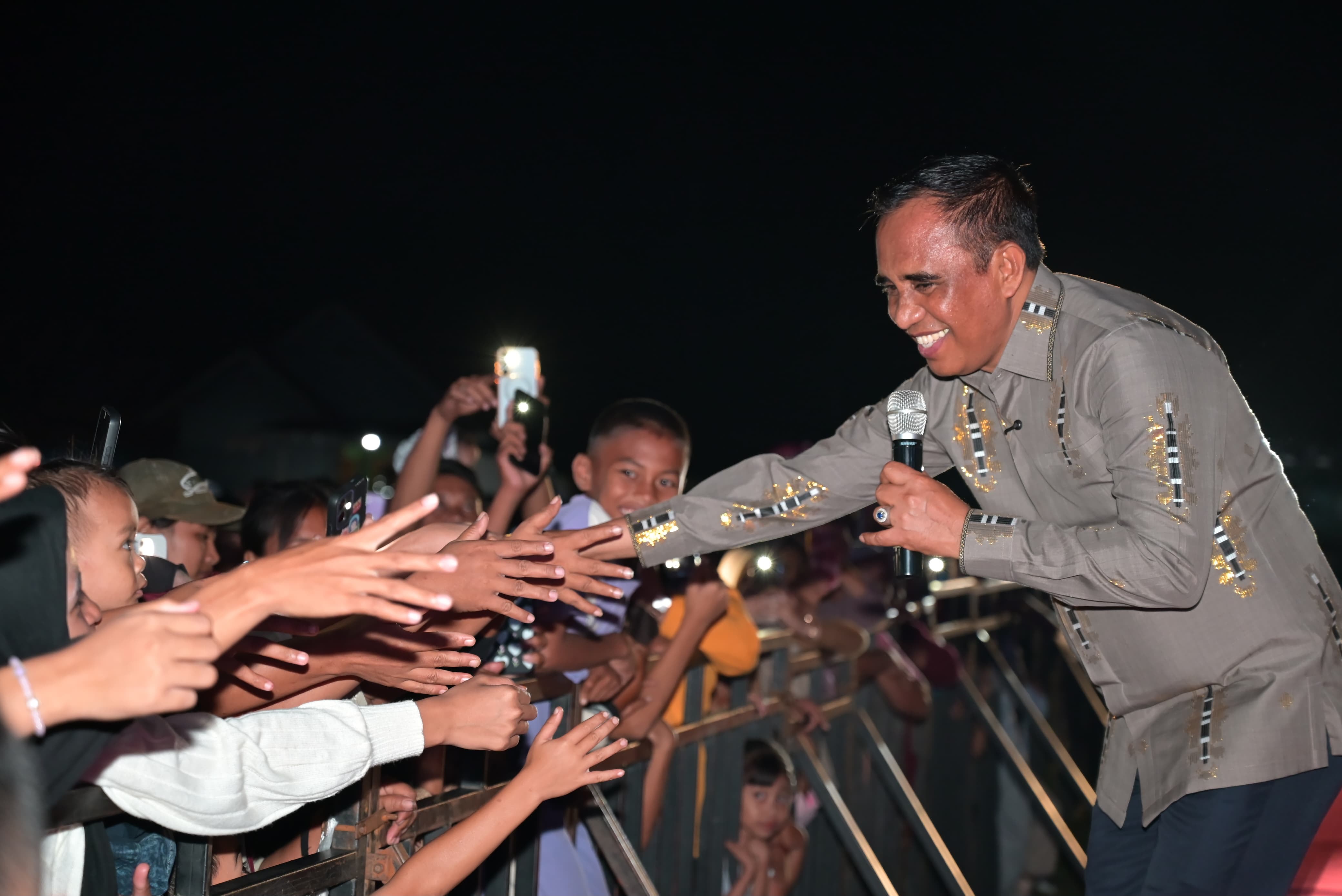 Gubernur Anwar Hafid Galang Dana Satu Miliar Rupiah untuk Korban Gempa NTT
