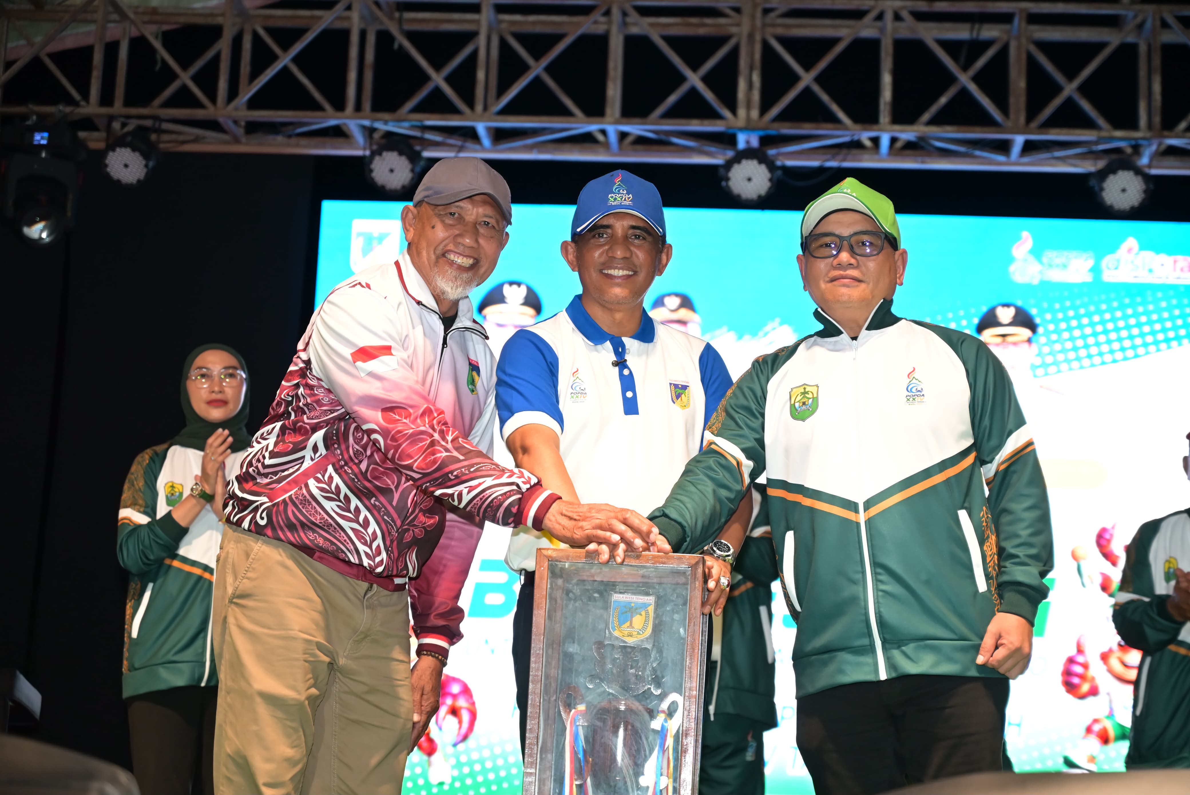 POPDA XXIV Sulteng 2026 Resmi Dimulai, Gubernur Anwar Hafid Tekankan Prestasi dan Sportivitas