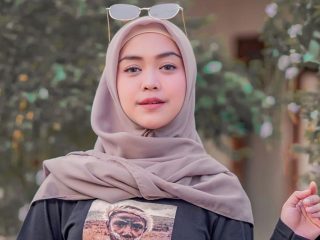 Ria Ricis Sedih Moana Disebut Anak Haram : Salah Aku Apa?
