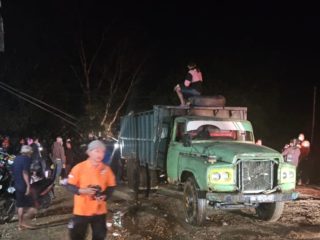 Gubernur Anwar Hafid Instruksikan Kepala BPBD Sulteng ke Lokasi Longsor Lambunu,Akris : Dua Mayat Ditemukan