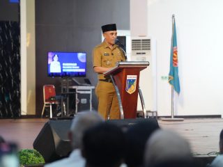 Buka Job Fair Sulteng 2025,Gubernur Anwar Hafid : Program Berani Cerdas Buka Peluang Kerja 