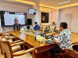 Sekdis Kominfosantik Buka Rapat Lanjutan Penyusunan Dokumen Arsitektur Secara Virtual