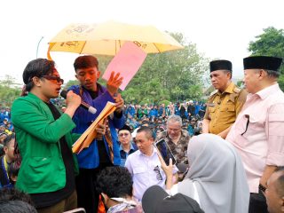 Wakil Ketua DPRD Provinsi Sulteng Syarifudin Hafid Apresiasi Aksi Damai Demonstran