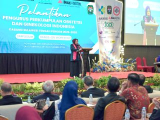 Wagub dr. Reny Lamadjido Resmi Lantik Pengurus POGI : Tekankan Penguatan Transformasi Layanan Kesehatan Ibu dan Bayi di Sulawesi Tengah