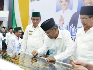 Tiga Gubernur Resmikan Masjid Raya Baitul Khairaat, Anwar Hafid: Masjid Ini Simbol Janji Allah SWT dan Visi Berani Berkah Sulawesi Tengah 
