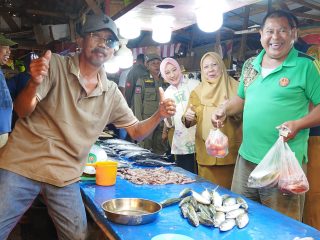 Wagub Sulteng Pimpin Sidak Pasar Jelang Natal dan Tahun Baru 2026: Harga Bahan Pokok Relatif Terkendali