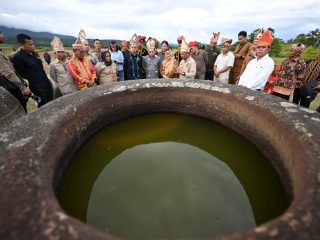 Wakil Gubernur Sulteng Dampingi Menteri Kebudayaan RI, Kunjungi Negeri 1000 Megalitik Lembah Behoa Kabupaten Poso
