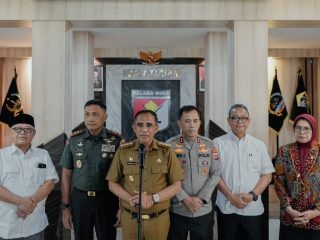 ‎Forkopimda Sulawesi Tengah Bersama Gubernur Anwar Hafid Bahas Isu Strategis Daerah : Penertiban Tambang Ilegal dan Narkoba‎