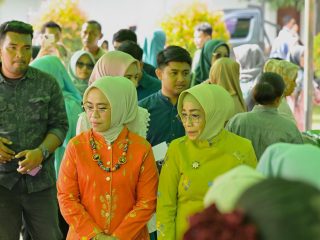 Jelang Bulan Suci Ramadhan, Sekda Sulteng Novalina Tinjau Gerakan Pangan Murah: Warga Antusias dan Harga Lebih Terjangkau
