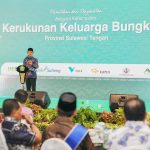 Kukuhkan Pengurus Kerukunan Keluarga Bungku, Gubernur Anwar Hafid : Perkuat Tolong Menolong Dalam Berorganisasi